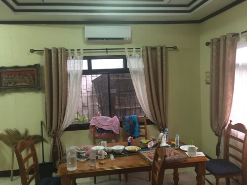 4 BR house ,in gated community of Rolling hills subdivision  Full kitchen,2 Bath