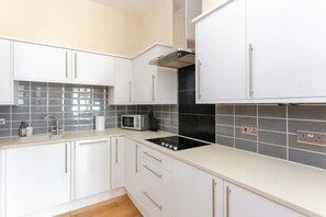 Basic-Apartment, Mehrere Betten | Eigene Küche