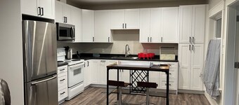 New 1 bedroom Sooke oceanfront guest suite 