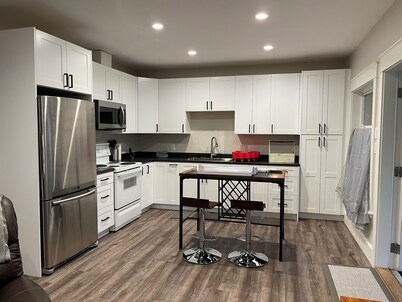 New 1 bedroom Sooke oceanfront guest suite
