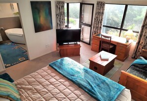 1 bedroom, iron/ironing board, Internet, bed sheets