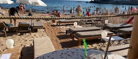 Beach nearby, beach towels