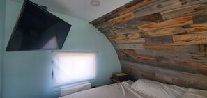 Room - Delightful 1 BR - RV, Not far from the beach (Torrance)