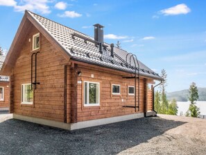 Uklassifisert bilde, 3 av 35, knapp