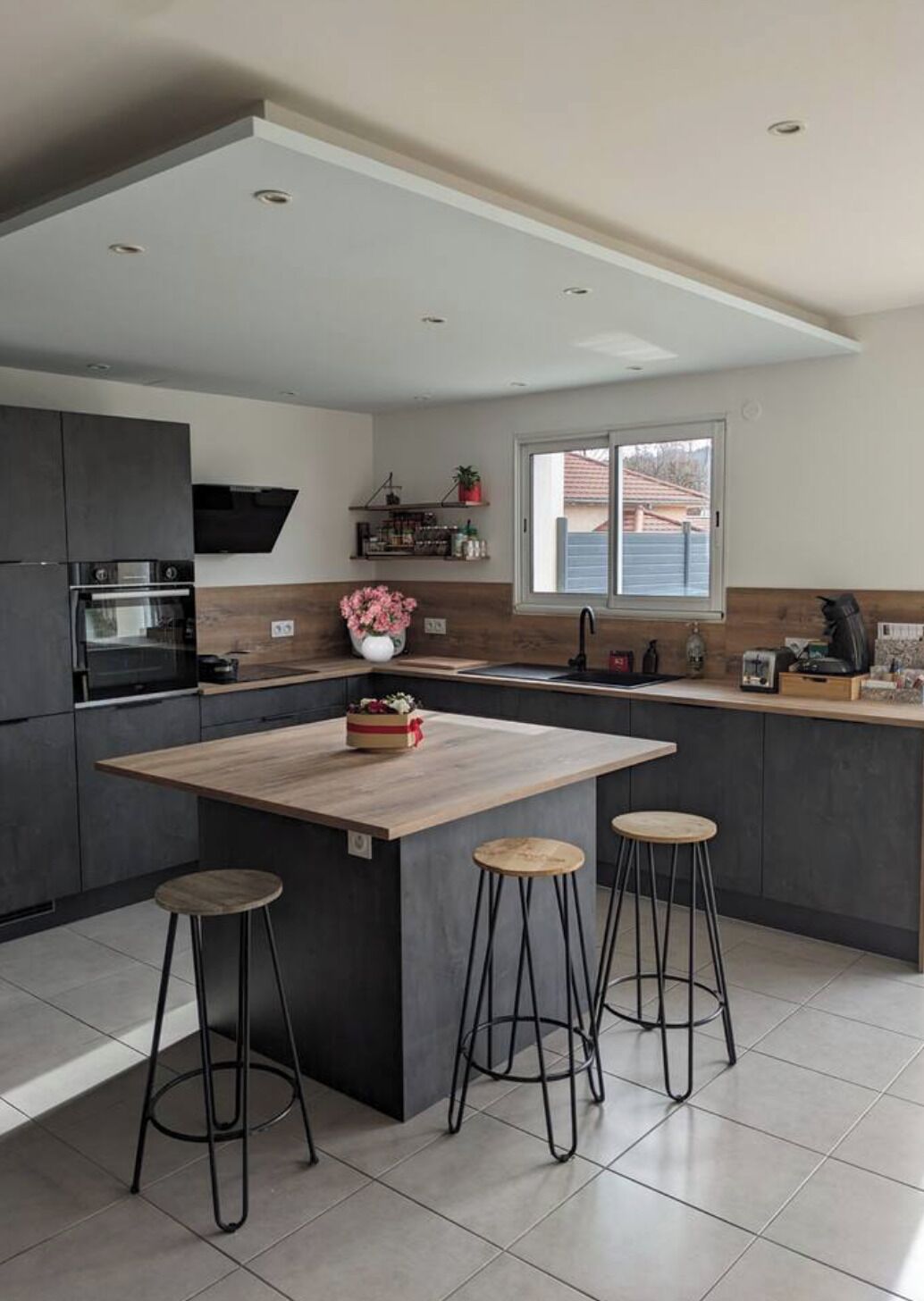 Refrigerador, horno, parrilla de estufa y lavavajillas 