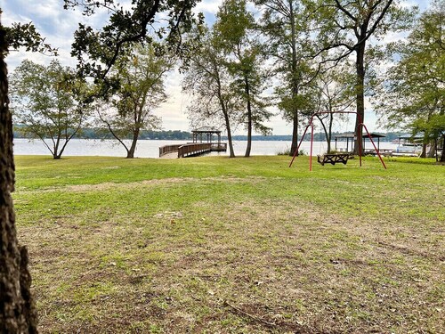 East Texas 2-Story House, only 17 miles to Canton, TX, 24 miles to Tyler, TX  