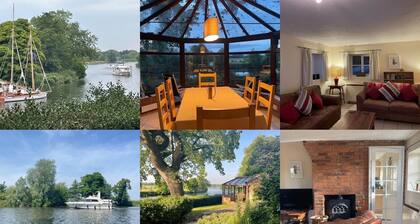 Riverside cottage in idyllic location with private mooring.Great for fishing!