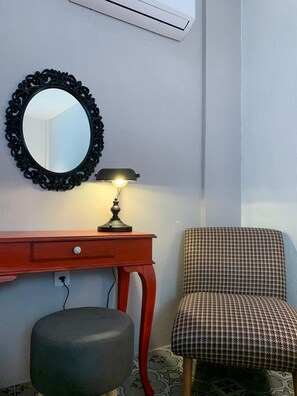 Comfort Double Room | Egyptian cotton sheets, premium bedding, minibar, individually decorated - Ardens House (Bodrum)