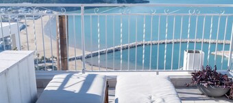 Stunning apartment with sea view in the heart of Peschici