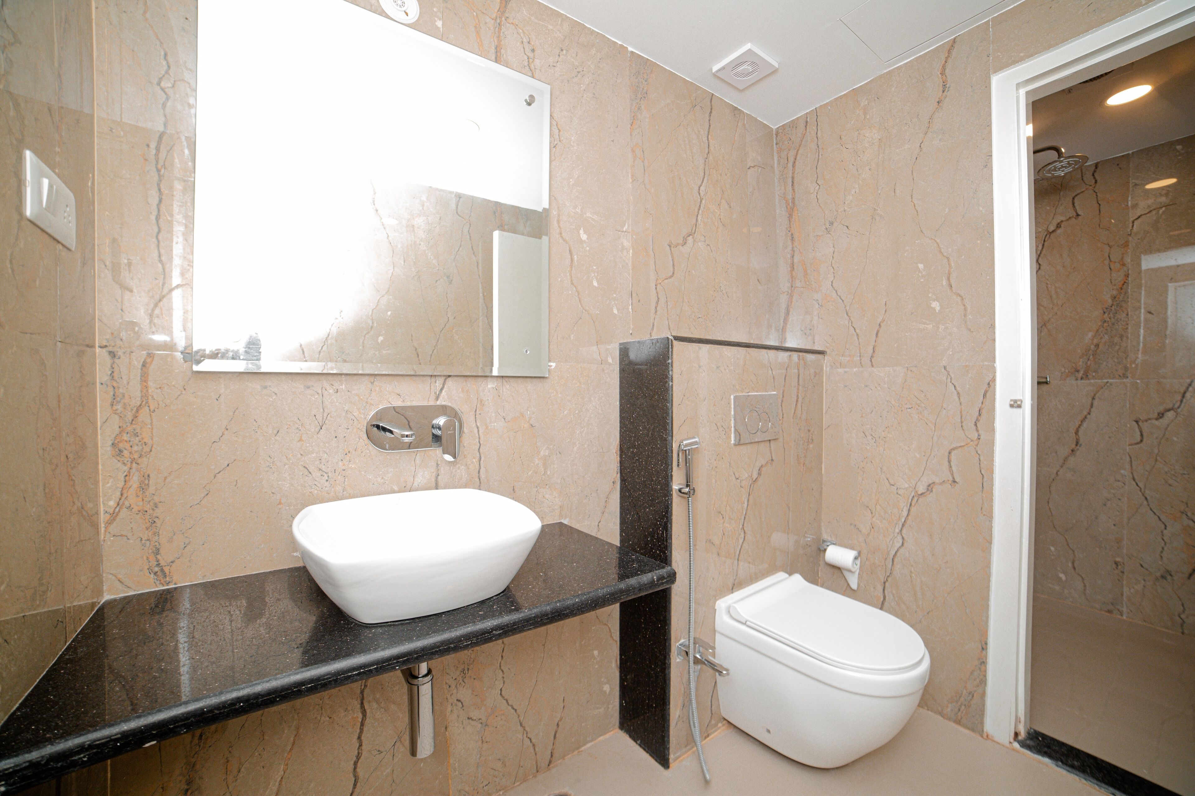 family quadruple room | bathroom | shower, free toiletries, hair dryer, slippers