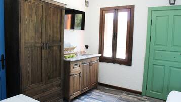 Traditional Room | Private kitchen