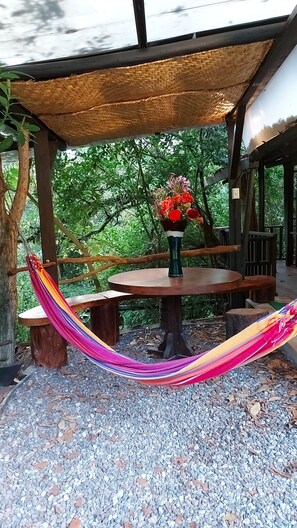 Outdoor dining - Treehouse (Valle de los Chillos)