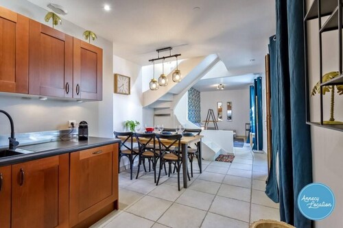 La Cachette du Lac – Near the Lake