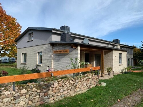 Quiet, natural vacation apartment near the Müritz (8km), ideal for relaxing