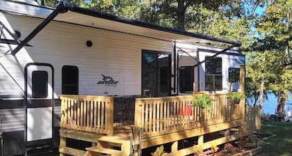 Logan Martin Lake Bungalow