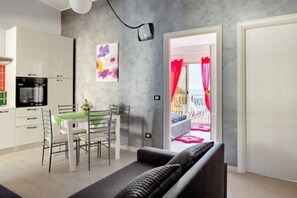 Appartamento panoramico | Area soggiorno | Smart TV 50 pollici con canali digitali, TV