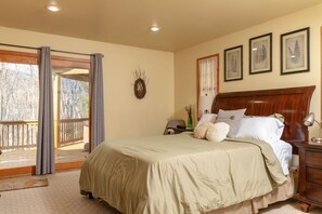 3 Schlafzimmer, Schreibtisch, Bügeleisen/Bügelbrett, WLAN