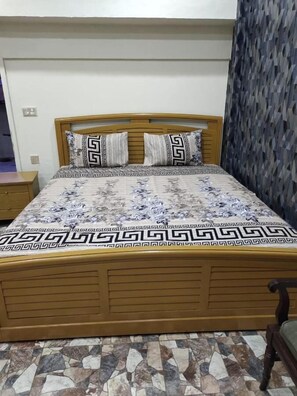 Standard Double Room | Iron/ironing board, free WiFi - New Sprit Luxury Room (Karachi)