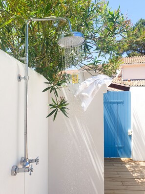 Property grounds - Charming house in Biscarrosse Plage with heated swimming pool (Nouvelle-Aquitaine)