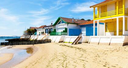 Charming house in Biscarrosse Plage with heated swimming pool