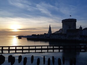 صورة غير مصنفة، 5 من 7، زرّ