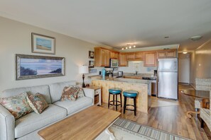 Living Room, Dining Area and Kitchen view