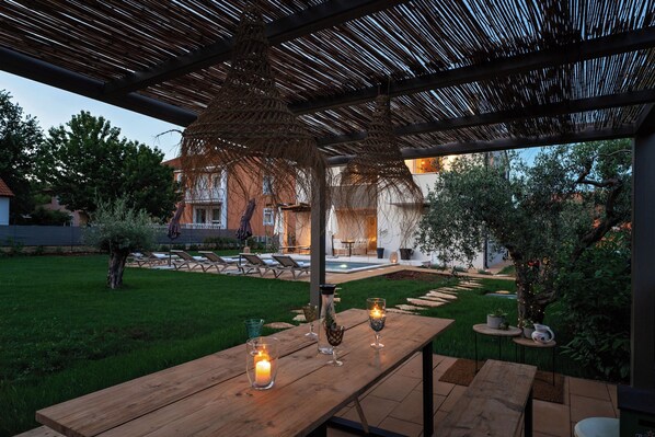 Outdoor dining - Villa Villa Fio (Istria - Fiorini) (Fiorini)