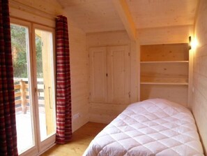 3 bedrooms, Internet - Chalet, wifi, view mountain, terrace, tv, 85m², Villard de Lans (Lans-en-Vercors)