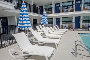 Outdoor pool, a heated pool - Seaport Inn (Wildwood)