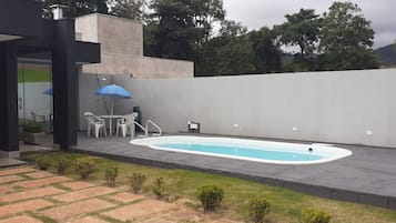 Innenpool, Außenpool