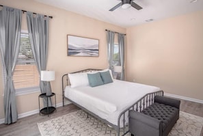3 bedrooms, iron/ironing board, WiFi, bed sheets