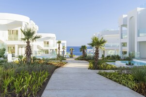 Private beach, sun loungers, beach umbrellas, beach towels