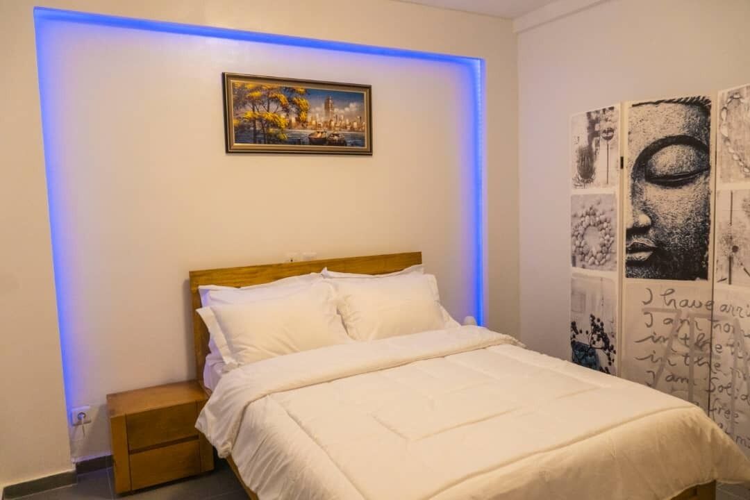 2 bedrooms, in-room safe, desk, iron/ironing board