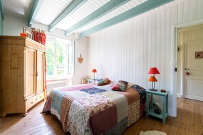 2 soverom, strykejern/-brett og wi-fi (inkludert)