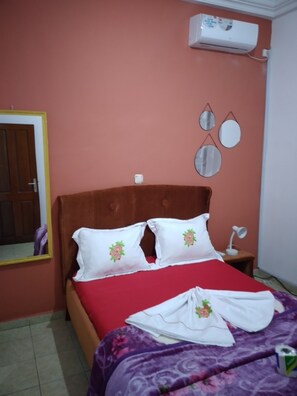2 bedrooms - F3 Bordeaux Kotto Baden Baden (Douala)