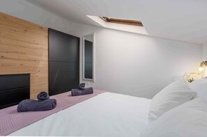 1 bedroom, WiFi - Holiday apartment modern and with sea views to the beach (Poreč)