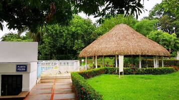 Enceinte de lâhĂ©bergement