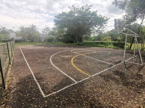 Sportplatz