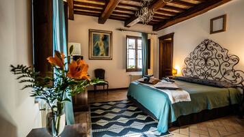 2 chambres, bureau, Wi-Fi gratuit, draps fournis