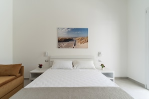 1 bedroom, iron/ironing board