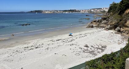 Villa in Sanxenxo on the beachfront, Barreiros