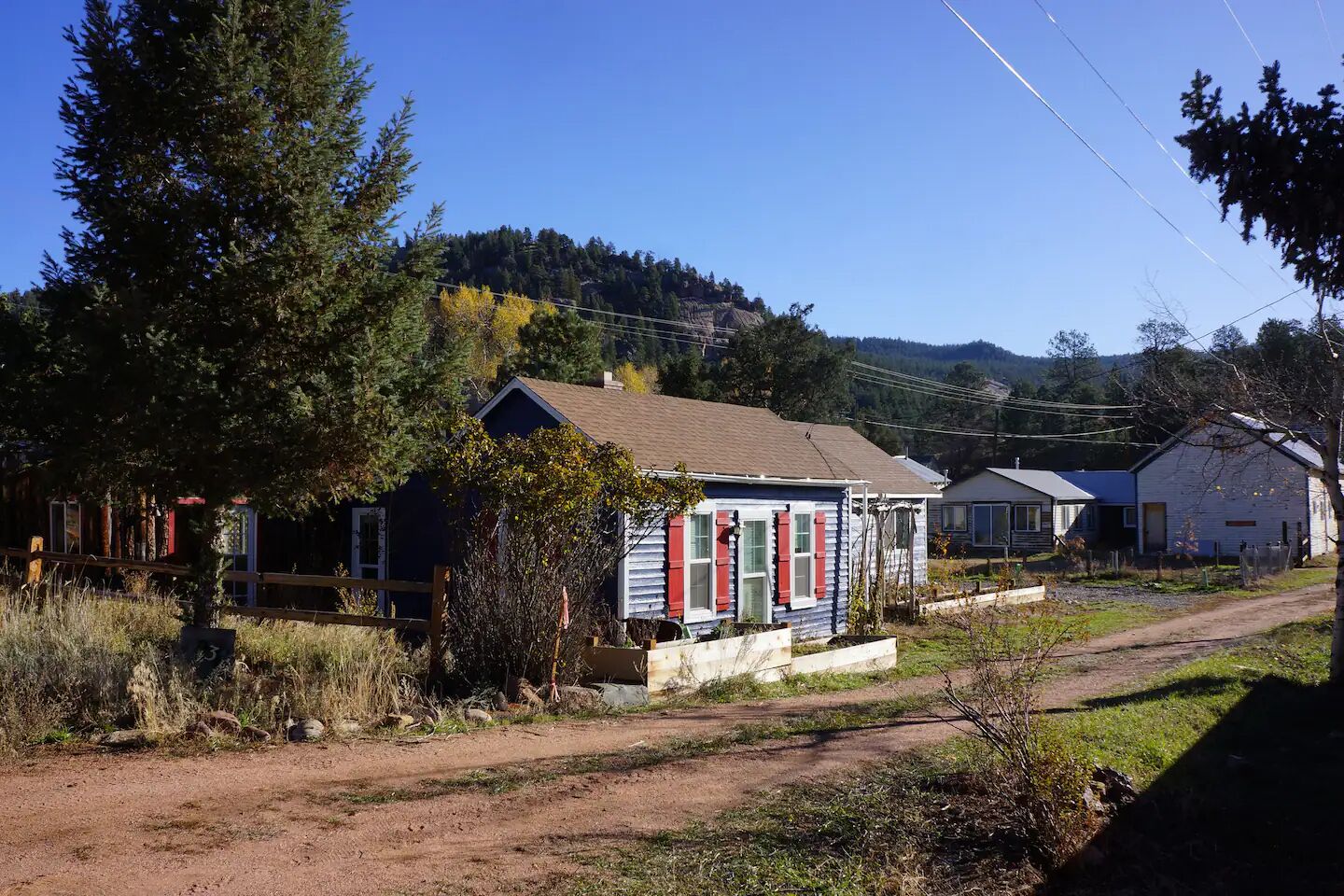 Cozy Cottage in the Center of Historic Pine Grove