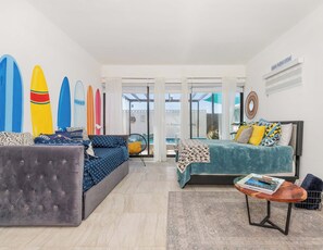 6 bedrooms, desk, iron/ironing board, free WiFi - Beach Las Conchas Villa  6BR • Pool • Sleeps 20 • EV Charger (Las Conchas Puerto Penasco)