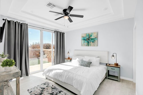 BRAND NEW, I-10/Sundland, great for LONG TERM STAYS