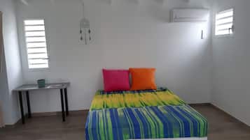 1 bedroom, desk, iron/ironing board, free WiFi