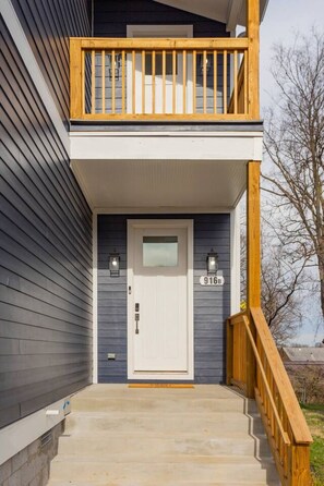Exterior detail - Luxurious Newbuild • 5 min to Broadway • 4 Full BA (Nashville)