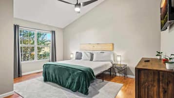 2 bedrooms, iron/ironing board, WiFi, bed sheets