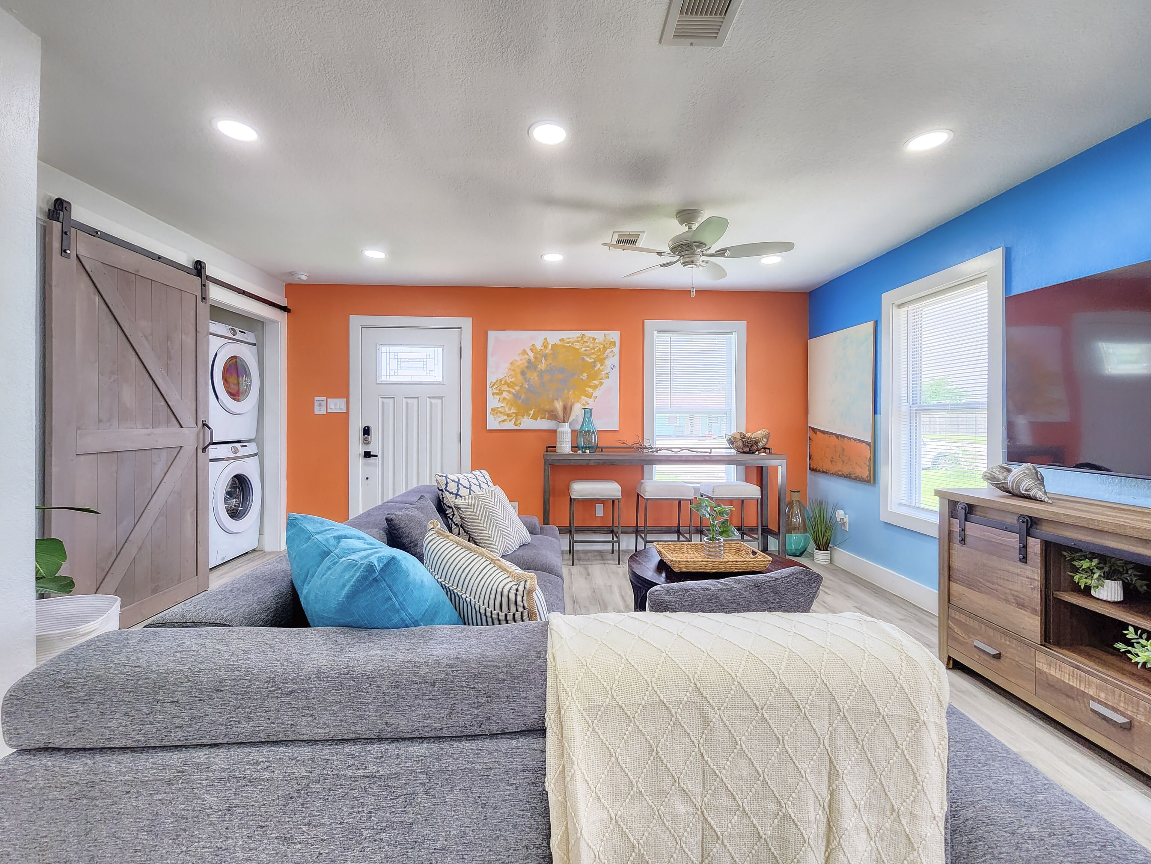 Smart TV, fireplace, ping pong