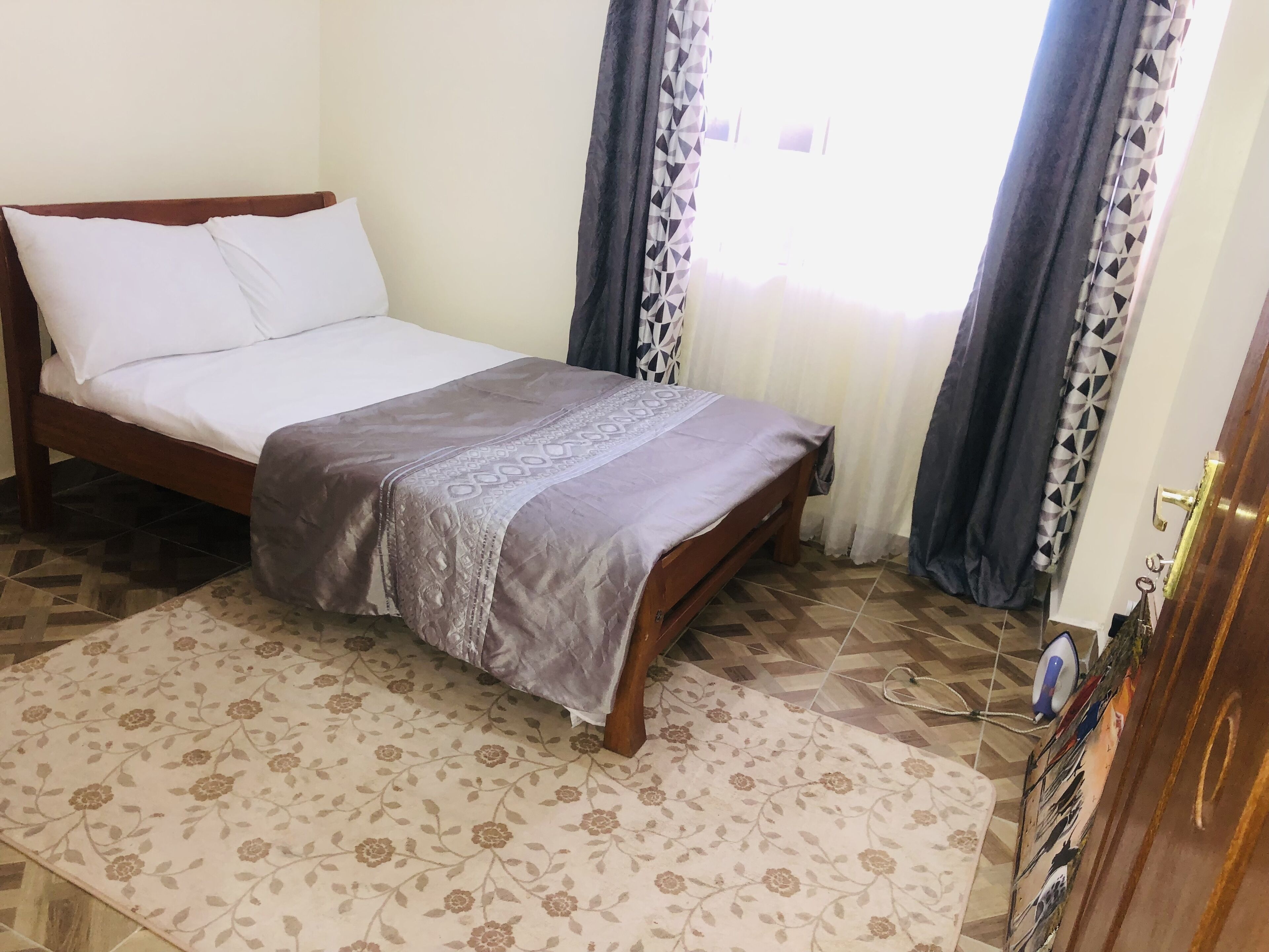 1 bedroom, WiFi, bed sheets