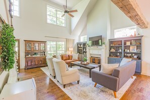 Smart TV, fireplace, books